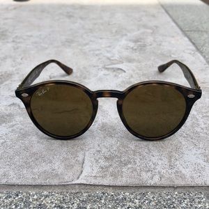 ‼️☑️SOLD☑️‼️Ray-Ban Tortoise RB2180 sunglasses